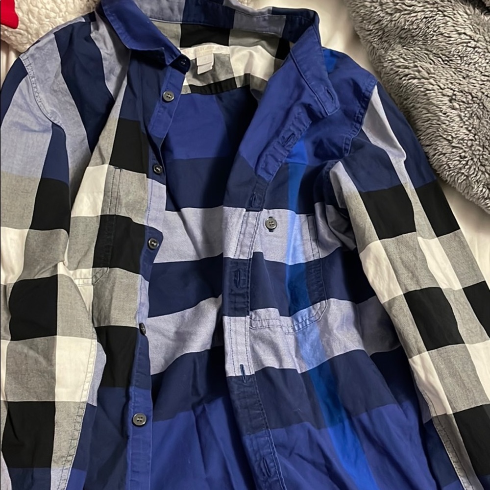 Button down burry shirt